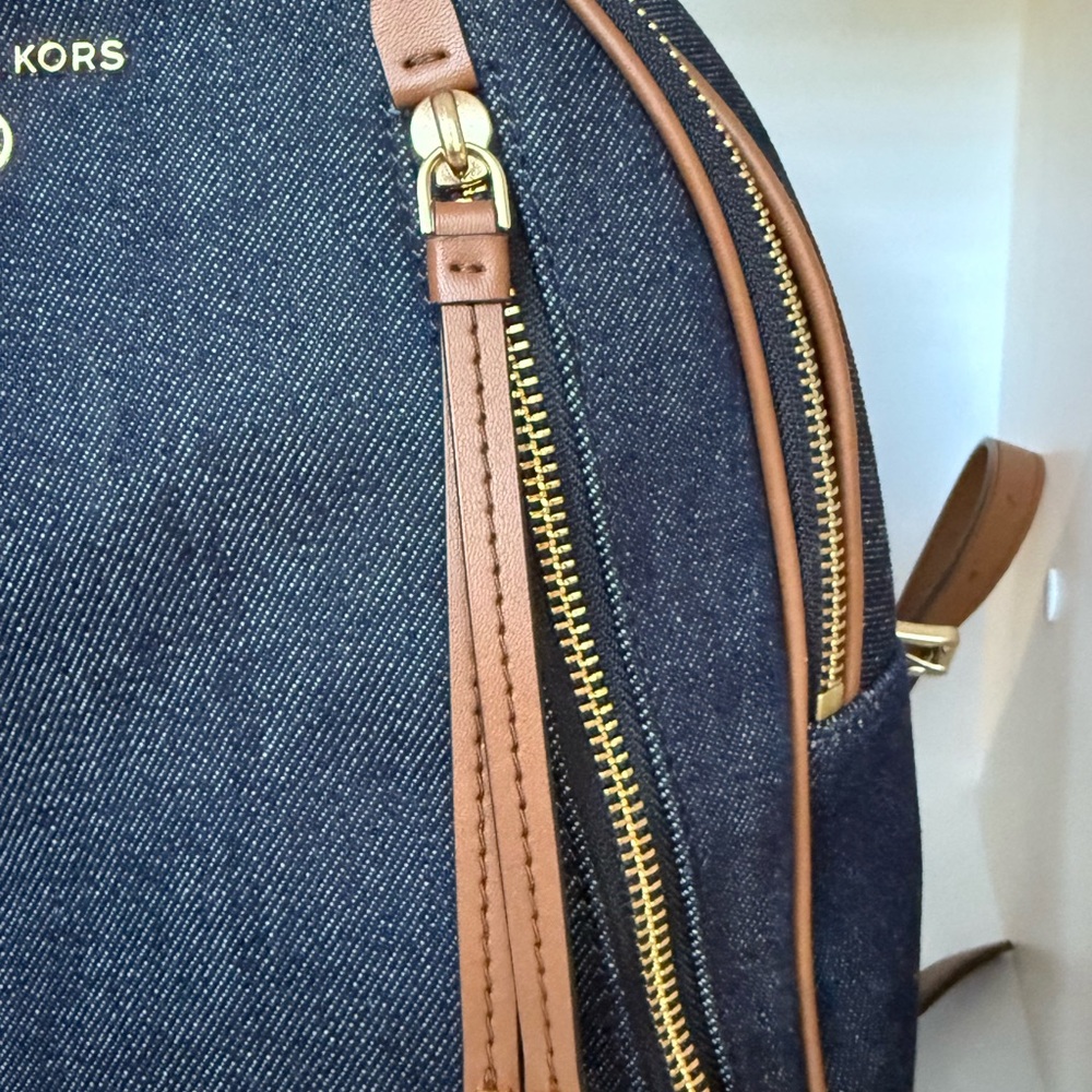 Michael Kors Brooklyn Medium Demin and Leather Backpack. - Picture 6 of 12